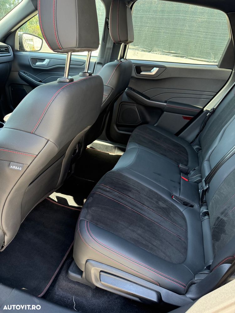 Ford Kuga - 11