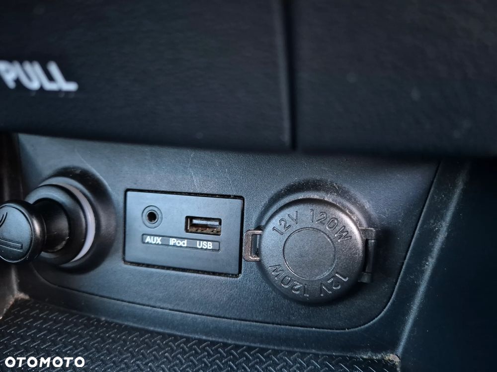 Hyundai i30 1.6 CRDi Comfort World Cup - 16