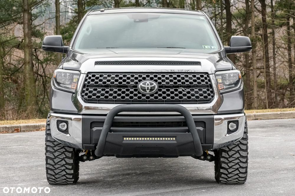 Toyota Tundra - 7