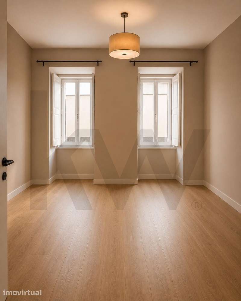 Apartamento T2 com Logradouro Totalmente Remodelado - Grande imagem: 3/9