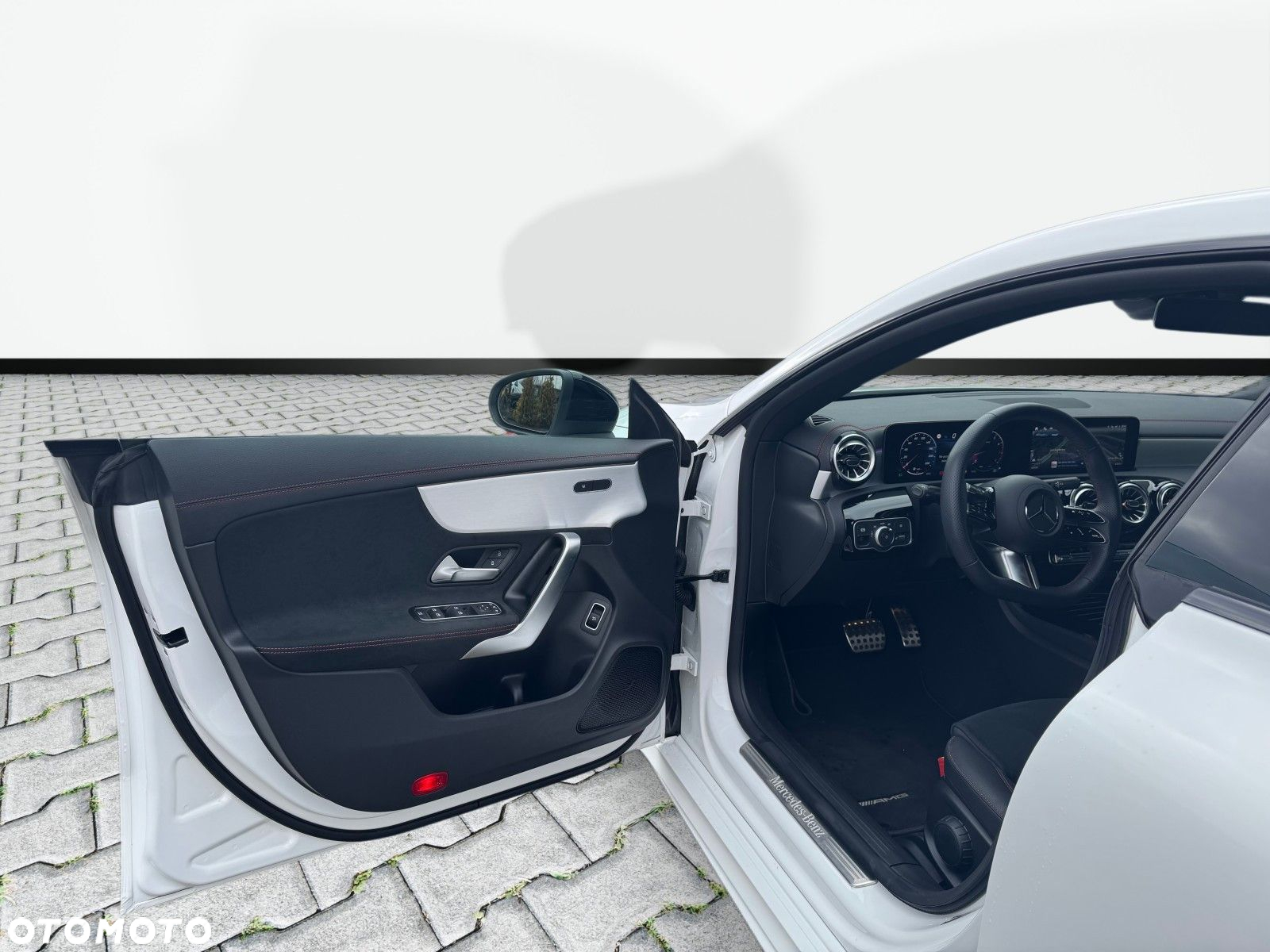 Mercedes-Benz CLA 200 AMG Line 7G-DCT - 11