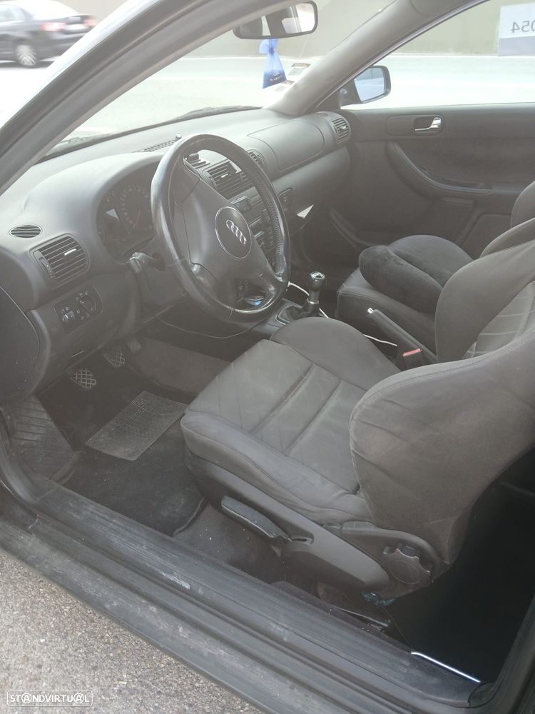 Audi A3 1.9 TDI Sport - 4