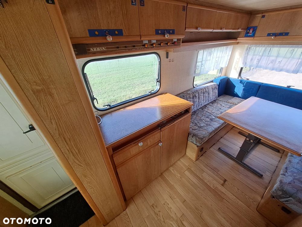 Adria - 10