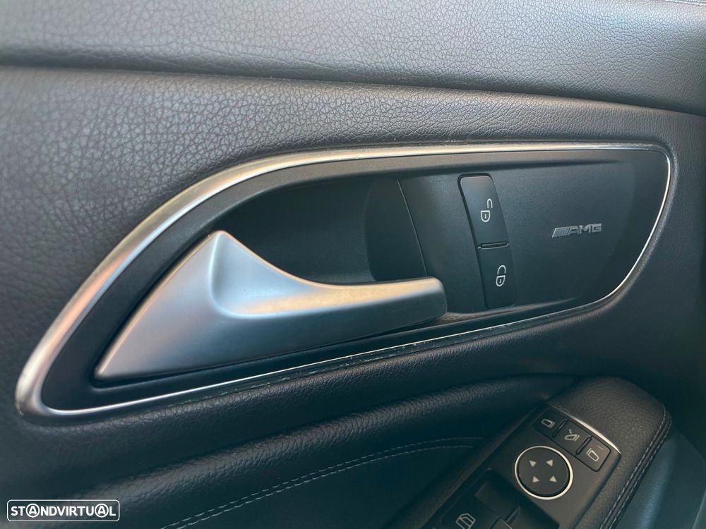 Mercedes-Benz CLA 180 d Shooting Brake - 17