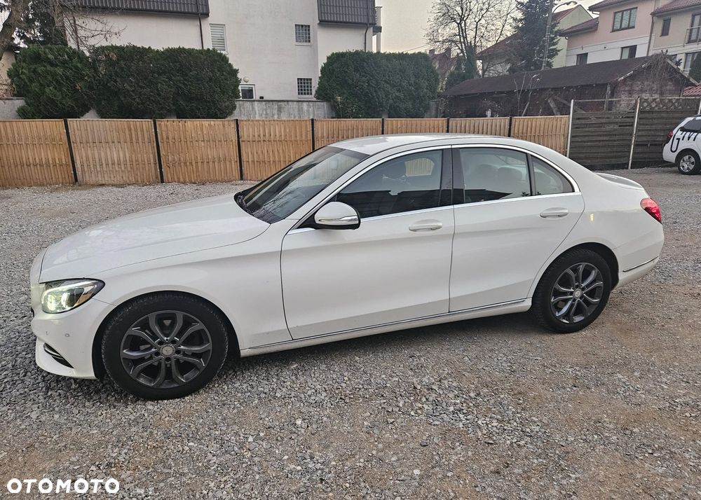 Mercedes-Benz Klasa C 180 9G-TRONIC - 22