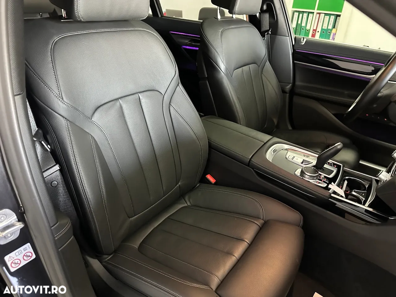 BMW Seria 7 740Li xDrive - 19