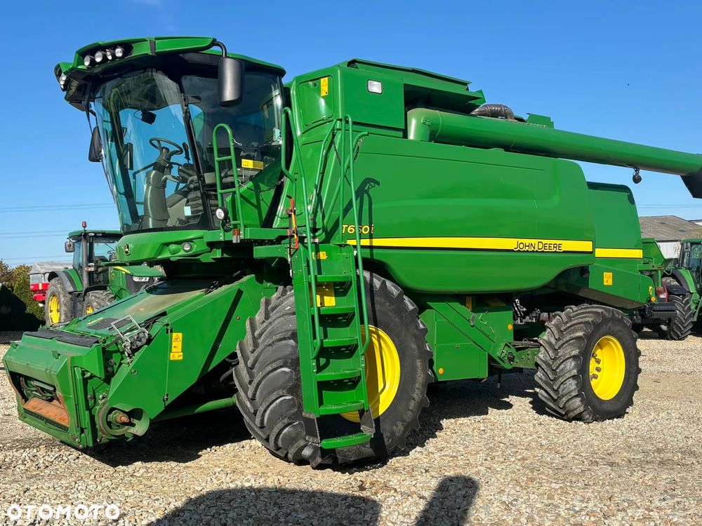 John Deere T660i - 4