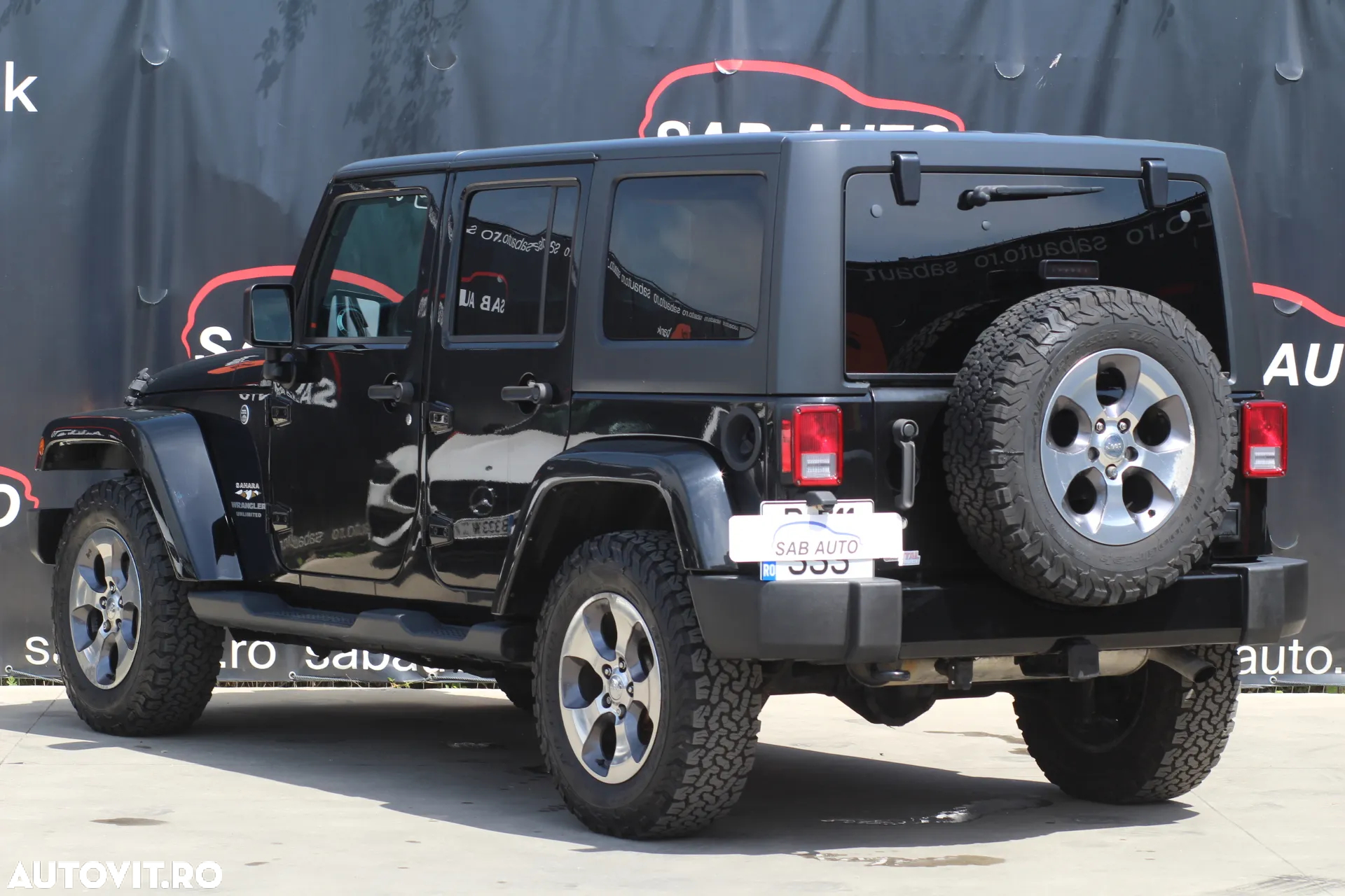 Jeep Wrangler - 14