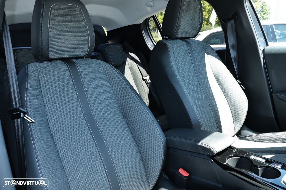 Peugeot 208 1.2 PureTech Allure - 11