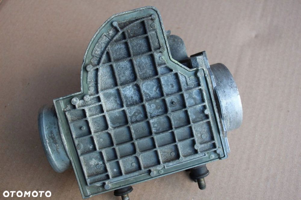 Przepływomierz powietrza BMW m20b20 m20 2.0 e30 e34 320i 520i 0280202031 - 8