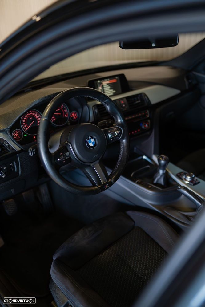 BMW 318 d Pack M - 21