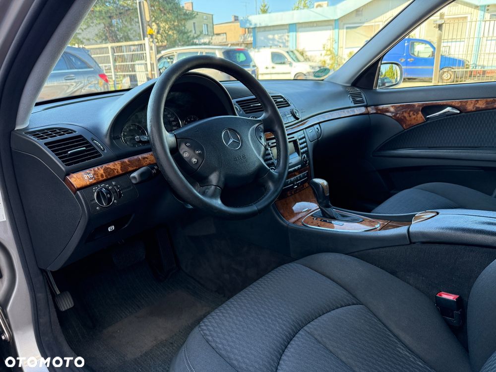 Mercedes-Benz Klasa E - 15