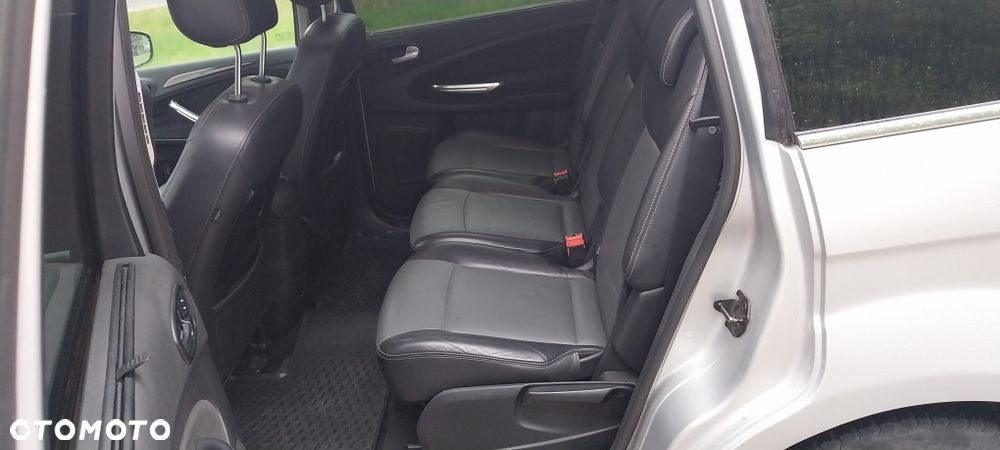 Ford Galaxy - 6