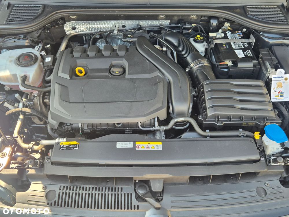Volkswagen Golf 1.5 eTSI Style DSG - 41