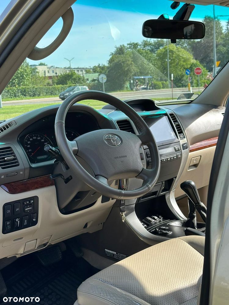 Toyota Land Cruiser 3.0 D Luna Comfort - 9