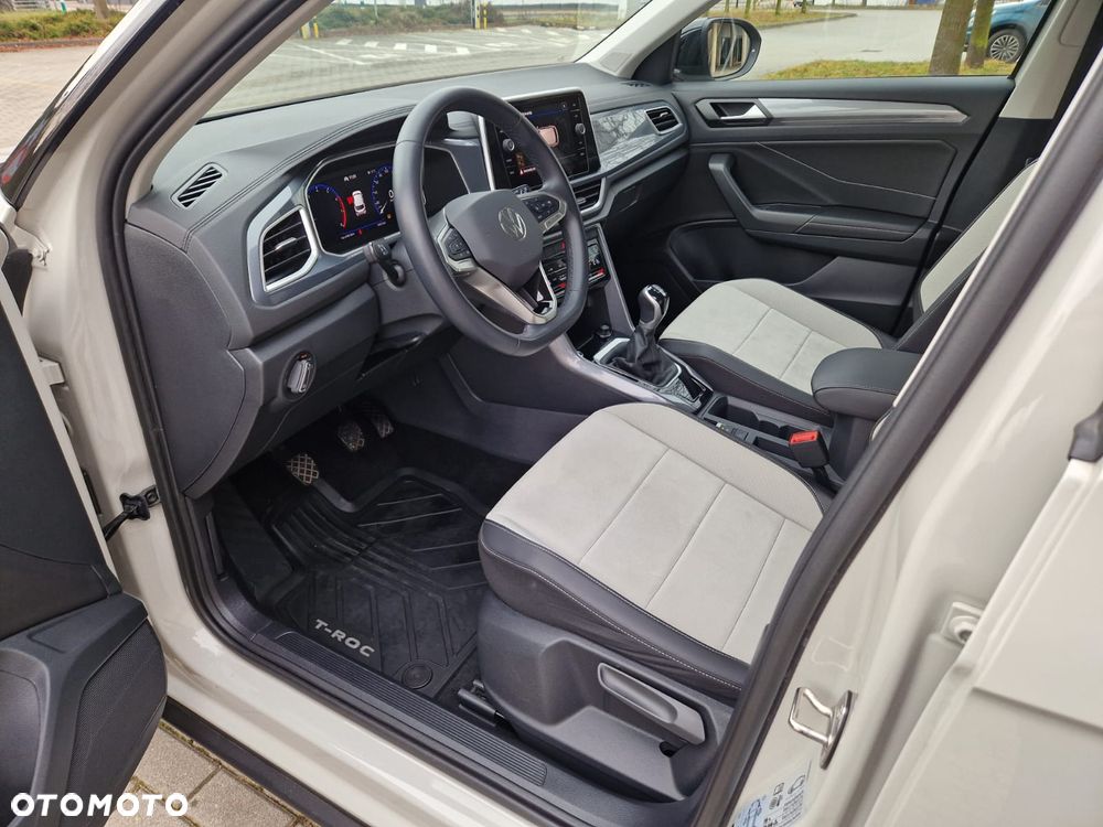 Volkswagen T-Roc 1.5 TSI Style - 26