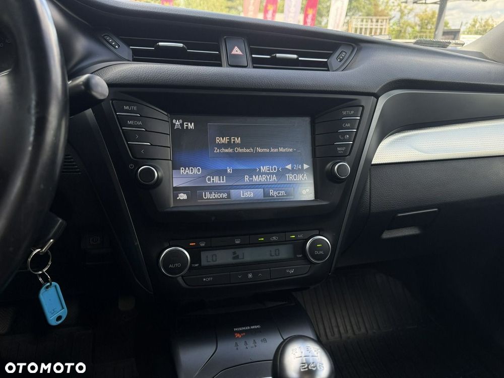 Toyota Avensis - 21