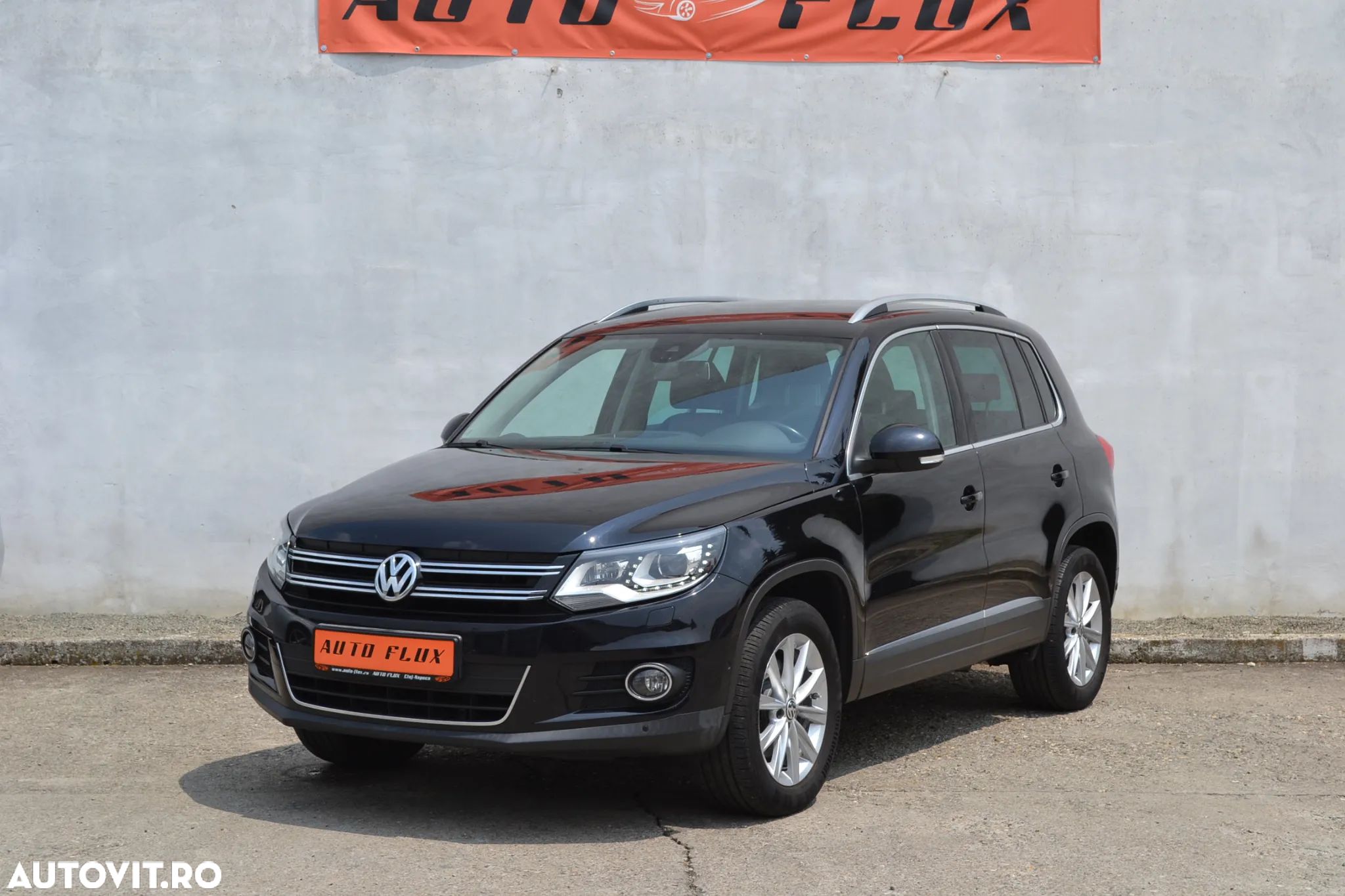 Volkswagen Tiguan 2.0 TDI 4Motion DSG BMT Sport & Style - 1