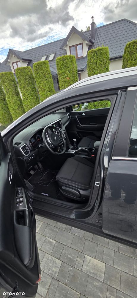 Kia Sportage - 16