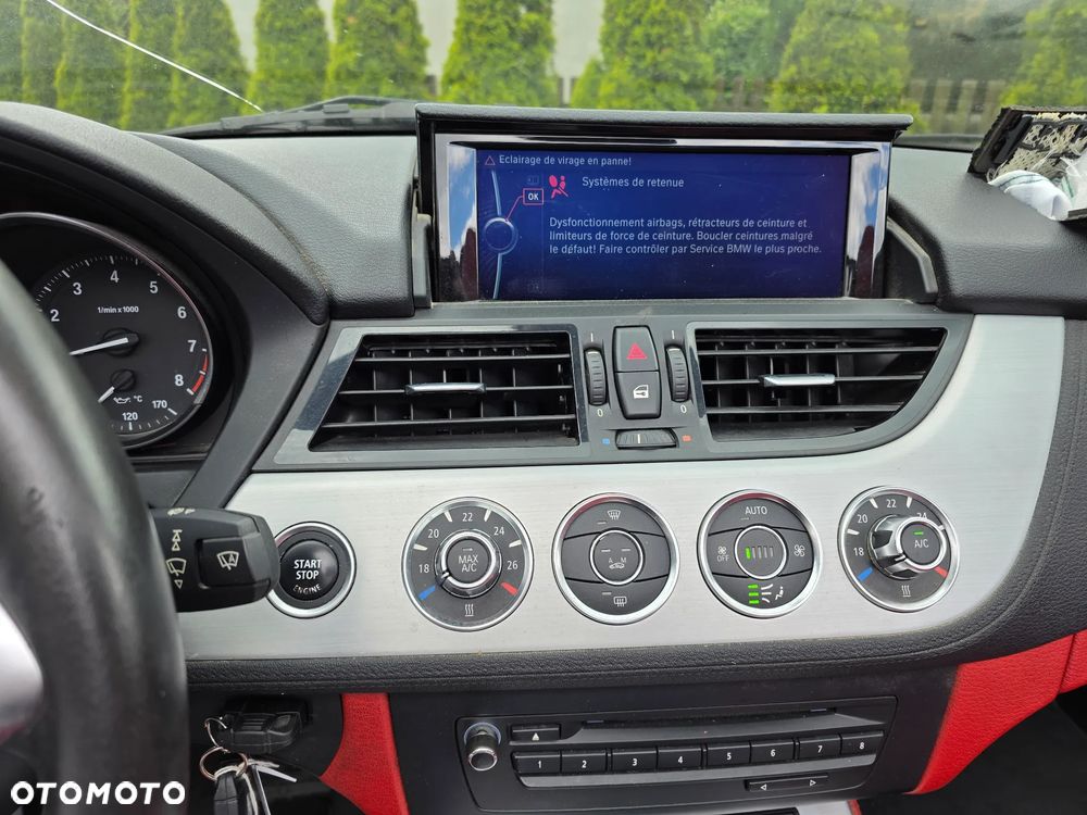 BMW Z4 sDrive28i - 12