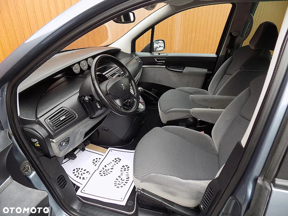Peugeot 807 2.0 HDi Premium Euro5 - 5