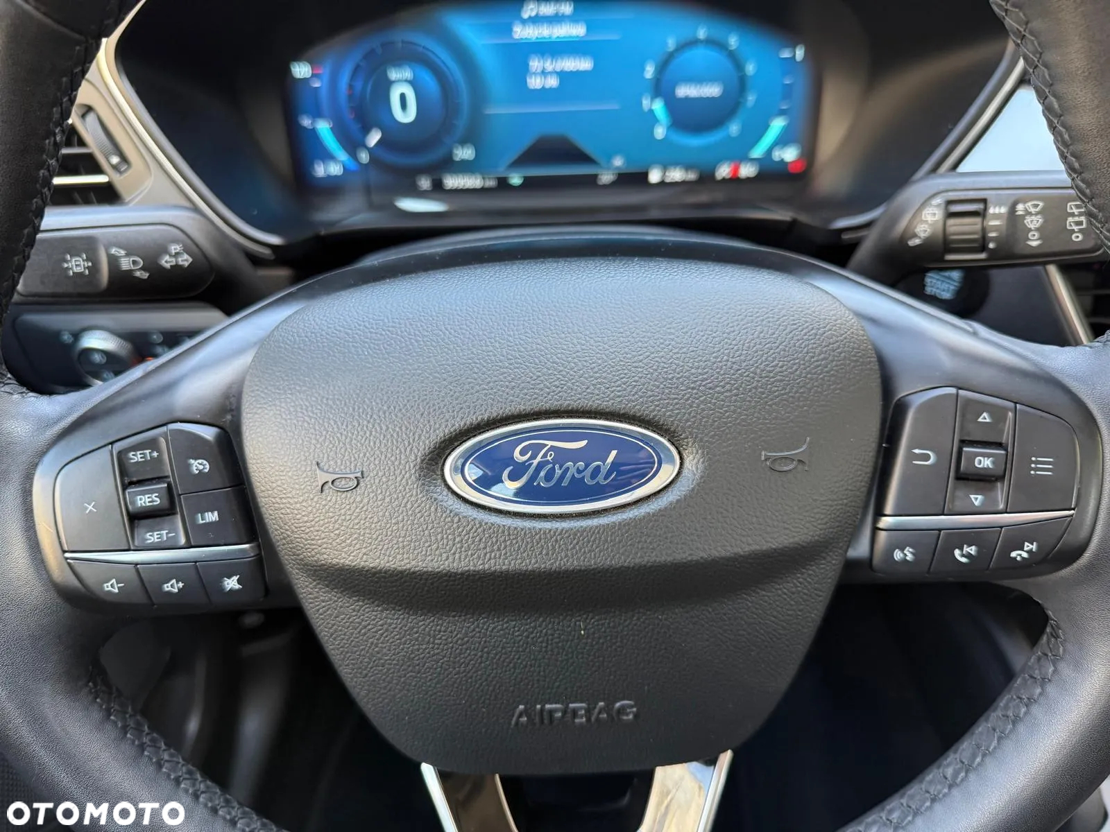 Ford Kuga 1.5 EcoBoost FWD Titanium - 18