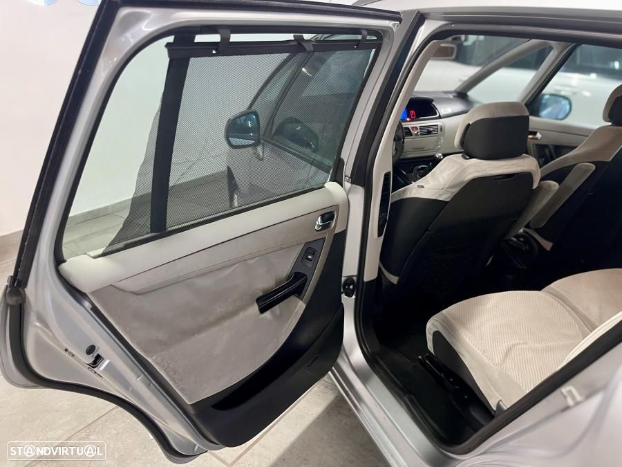 Citroën C4 Grand Picasso 1.6 HDi Confort - 16