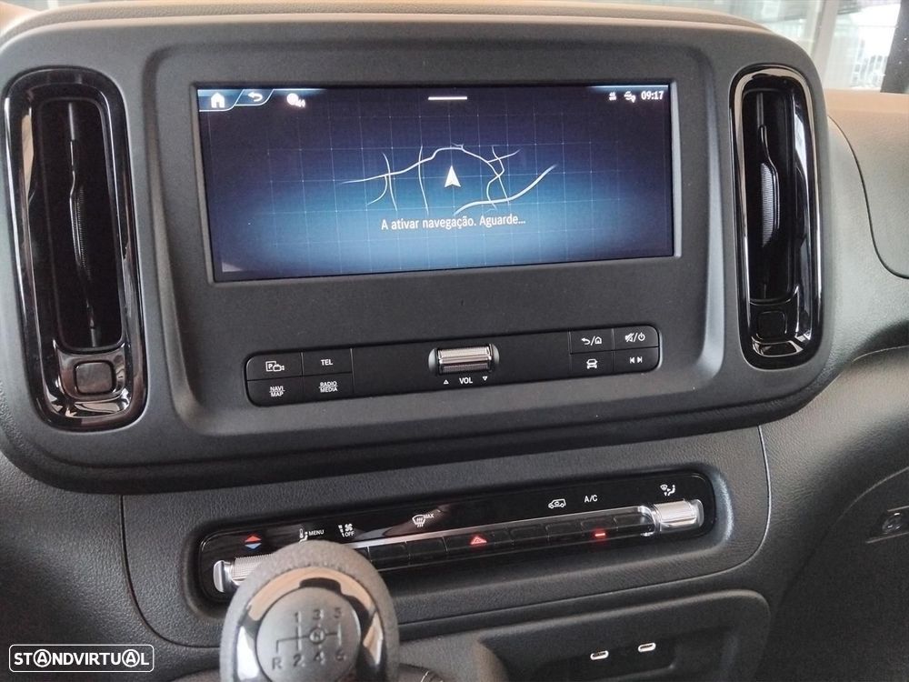 Mercedes-Benz Vito Furgão Longo 114CDI/34 - 16