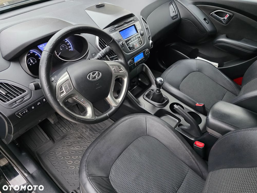 Hyundai ix35 blue 1.6 2WD Finale Gold - 23