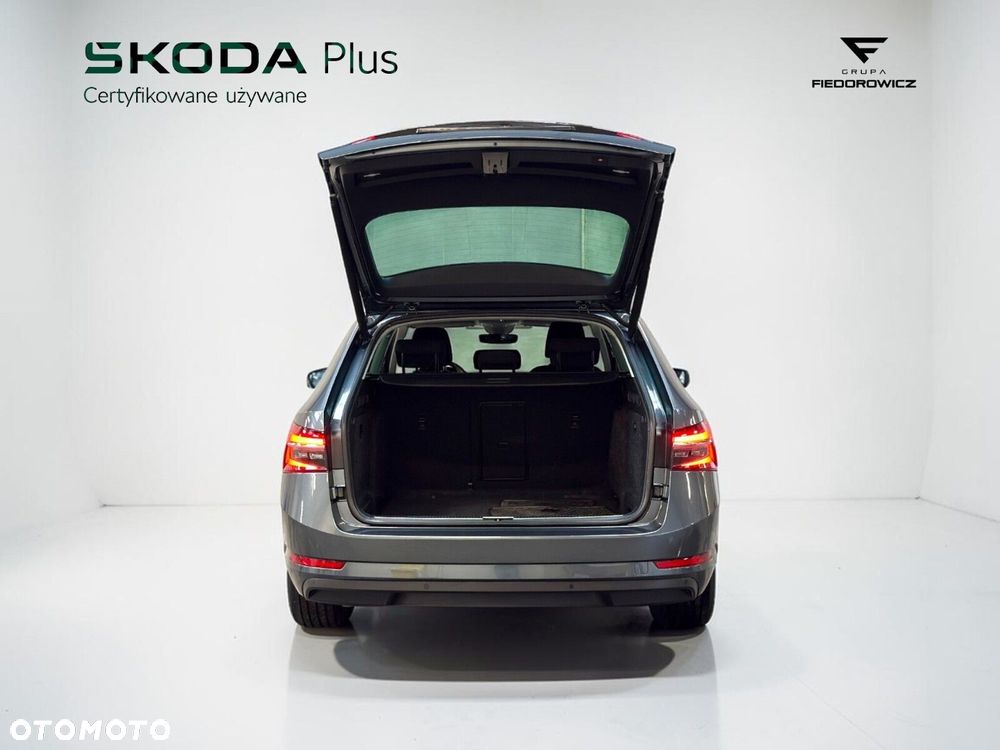 Skoda Superb 2.0 TDI SCR Style DSG - 12