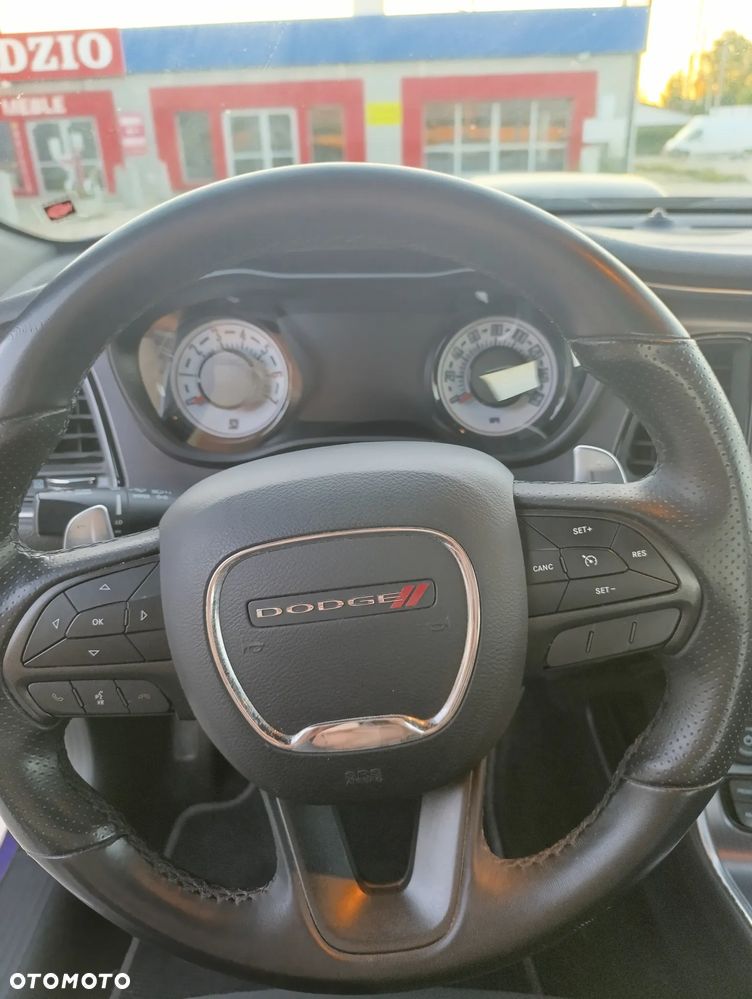Dodge Challenger 5.7 R/T Shaker - 11