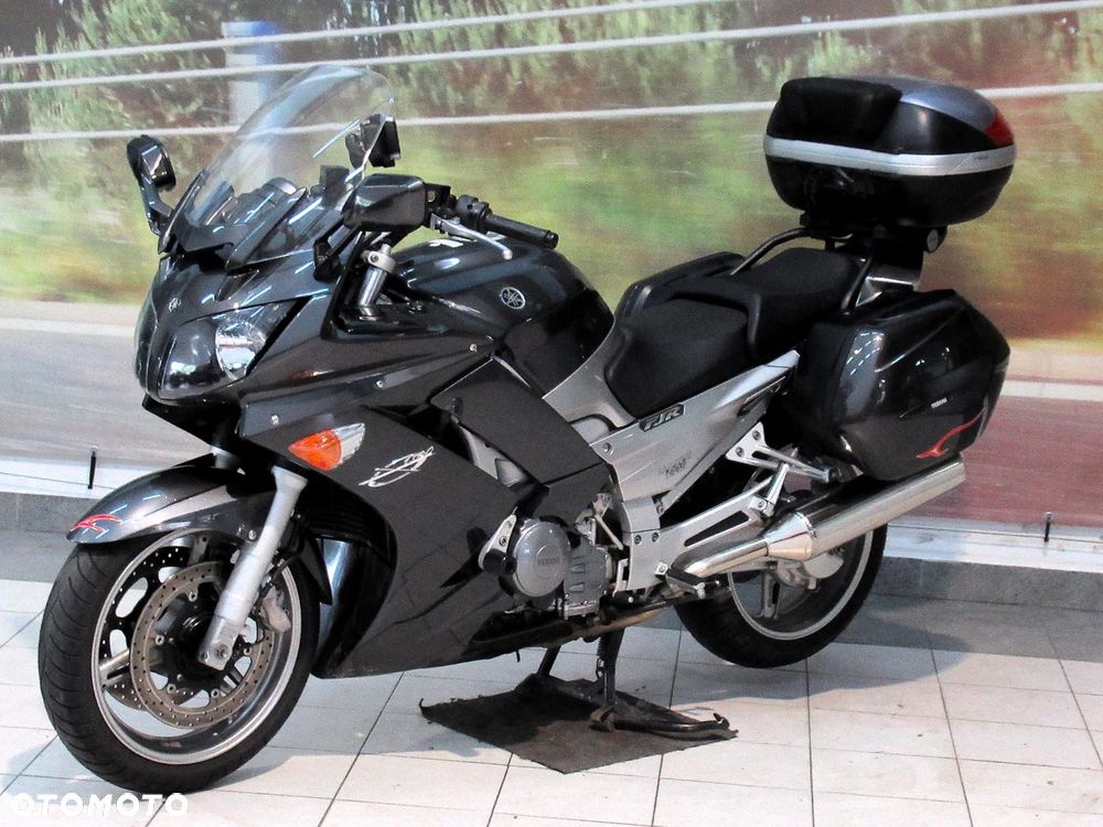 Yamaha FJR - 2