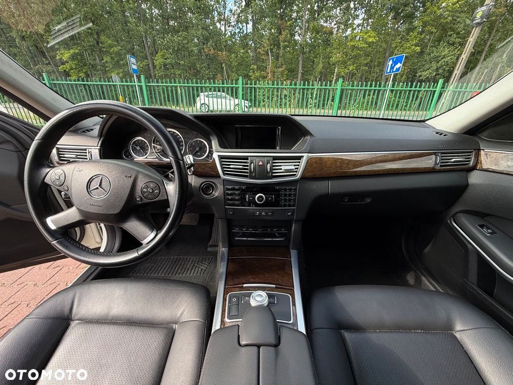 Mercedes-Benz Klasa E 200 CDI DPF BlueEFFICIENCY 7G-TRONIC Elegance - 8
