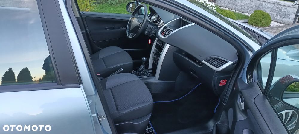 Peugeot 207 1.4 Trendy - 5