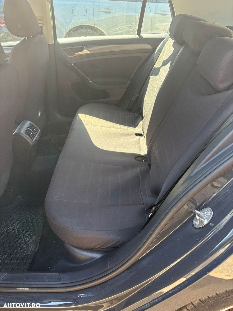 Volkswagen Golf 1.6 TDI Trendline - 3