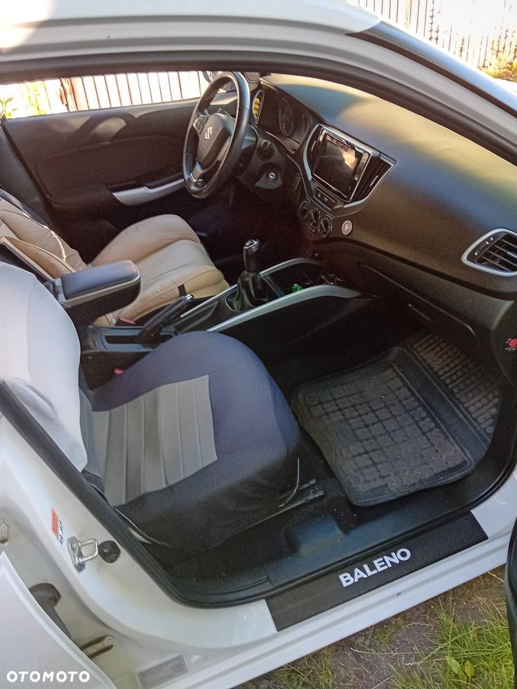 Suzuki Baleno 1.2 Premium - 11
