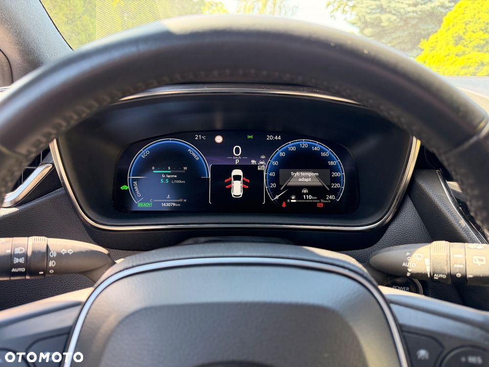 Toyota Corolla 1.8 Hybrid Executive - 23
