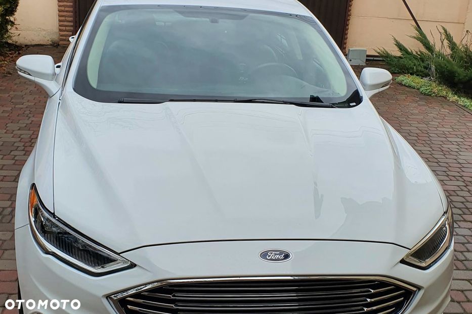 Ford Mondeo 2.0 Hybrid Titanium - 3