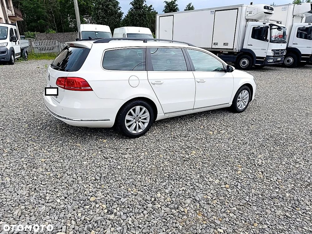Volkswagen Passat 2.0 TDI Highline - 8