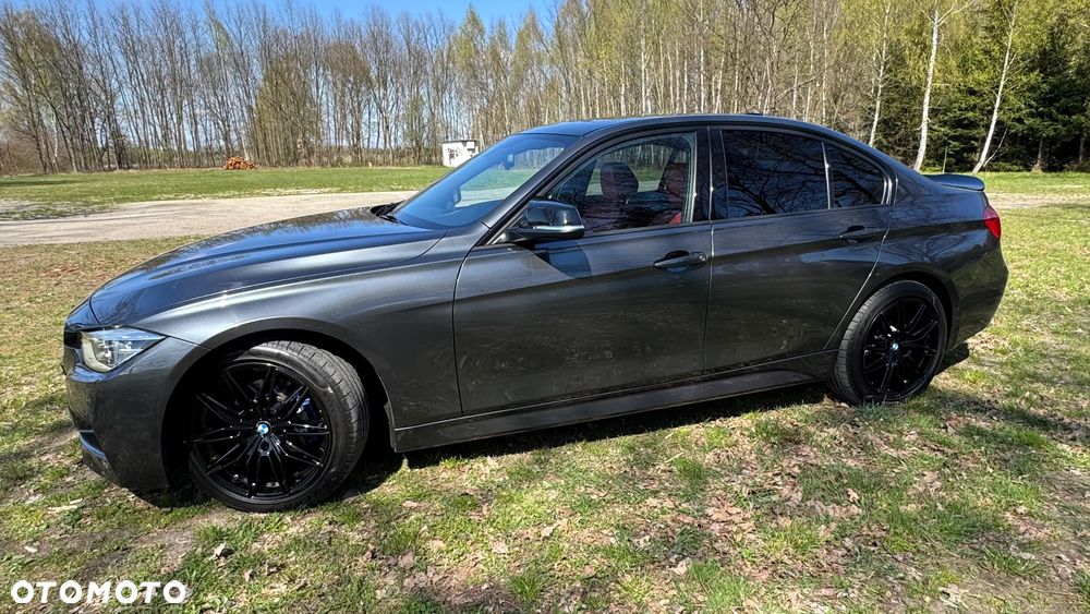 BMW Seria 3 328i xDrive Sport Line - 5