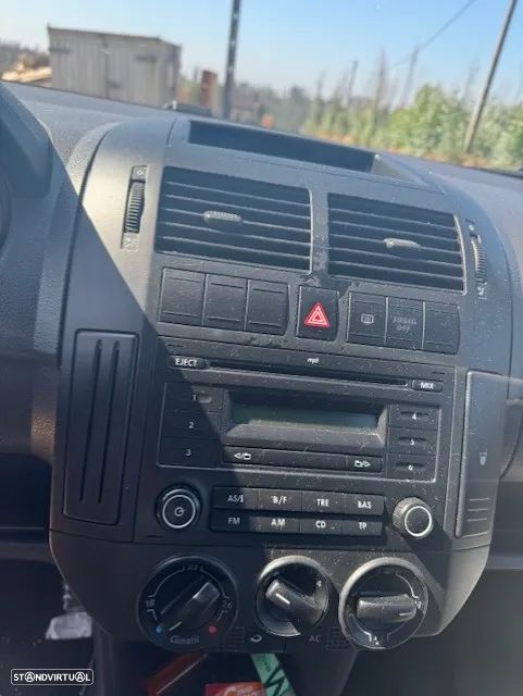 VW Polo - 5