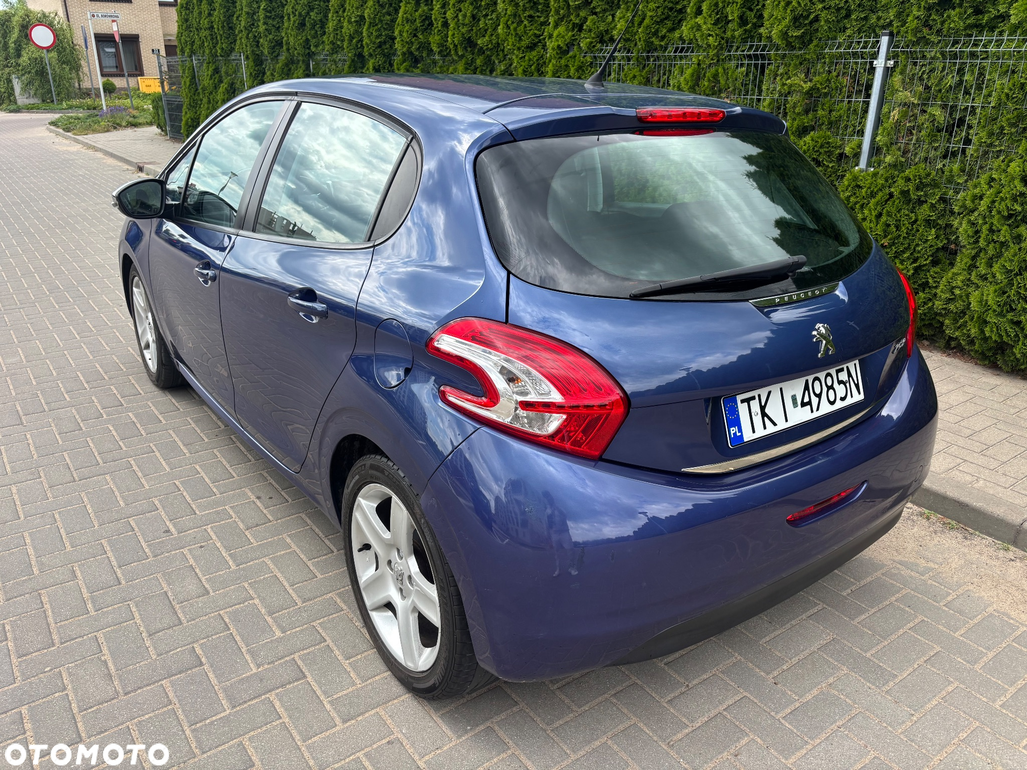 Peugeot 208 1.4 HDi Active - 2