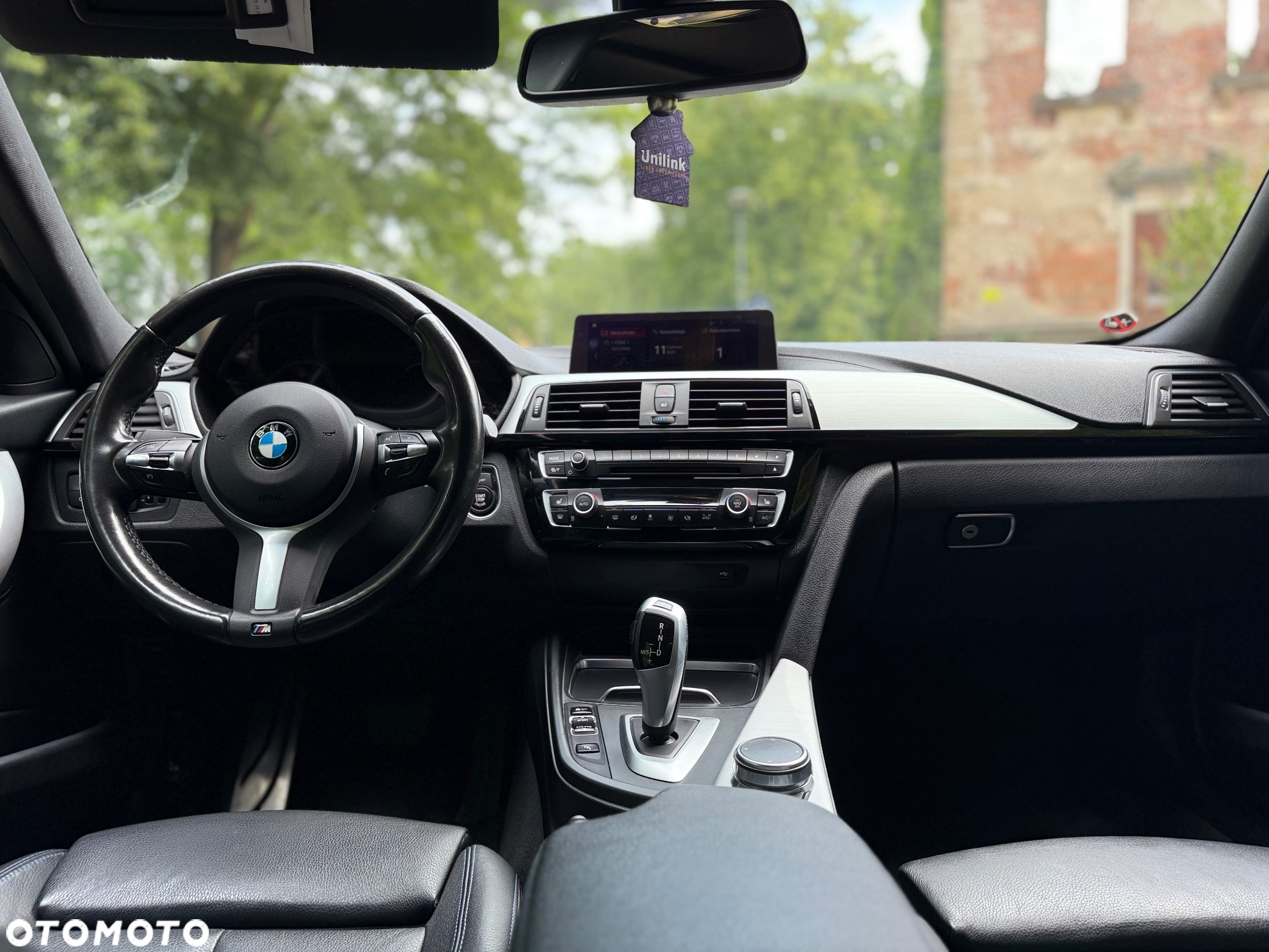 BMW Seria 3 320d xDrive - 10