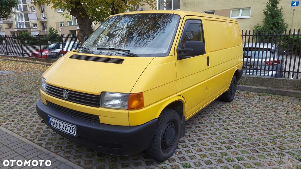 Volkswagen Transporter - 1