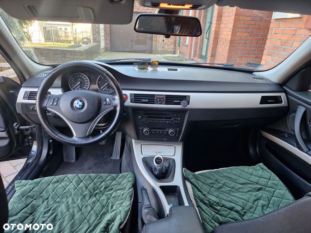 BMW Seria 3 318d - 7