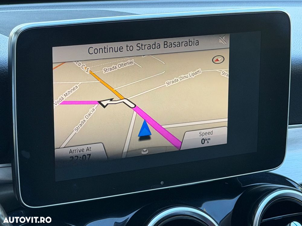 Mercedes-Benz C 180 7G-TRONIC - 24