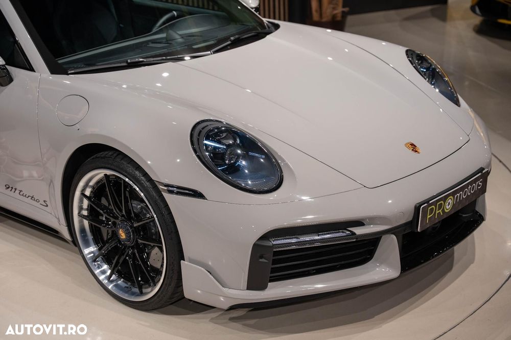 Porsche 911-TURBO-S - 19