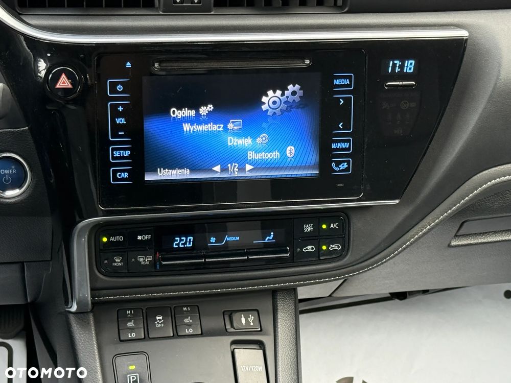 Toyota Auris Hybrid 135 Premium - 7