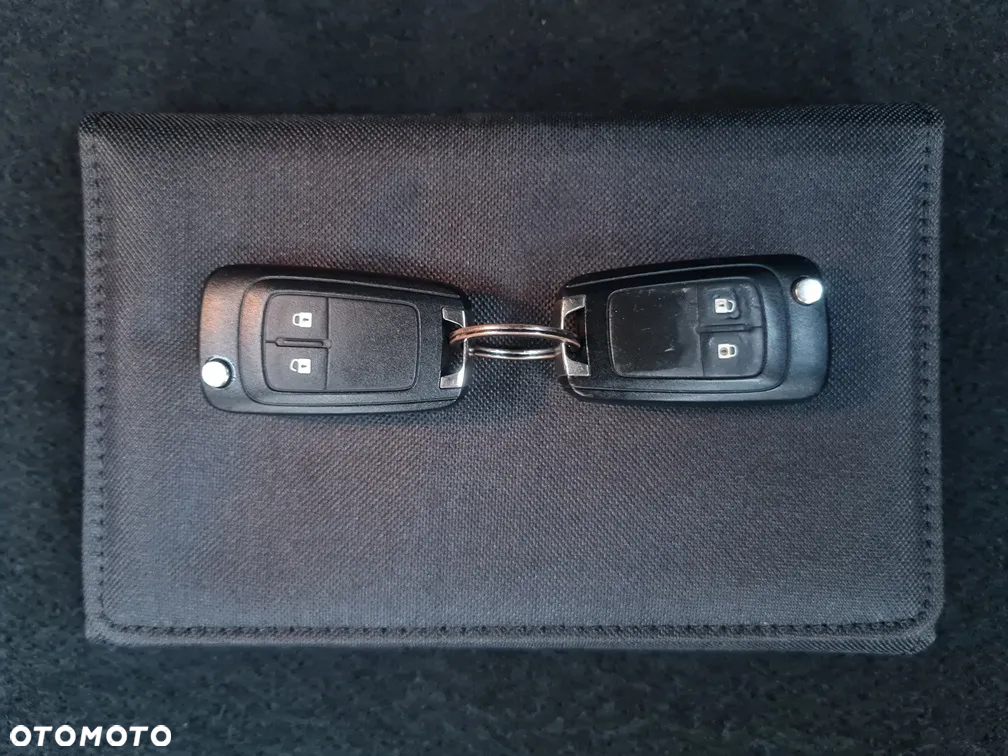 Opel Insignia 1.4 T Edition S&S - 30