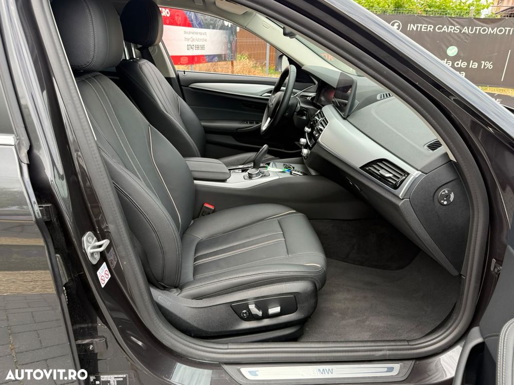 BMW Seria 5 520e Aut. - 17